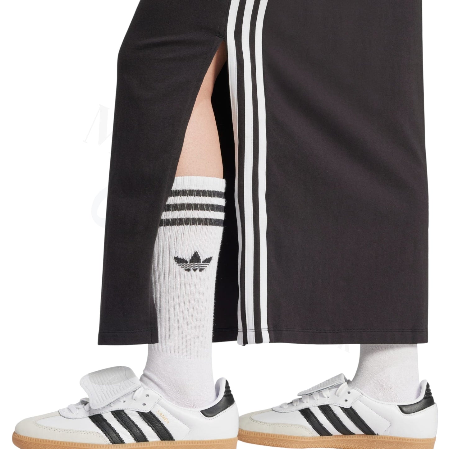 Classic 3-Stripes Maxi for Everyday Wear