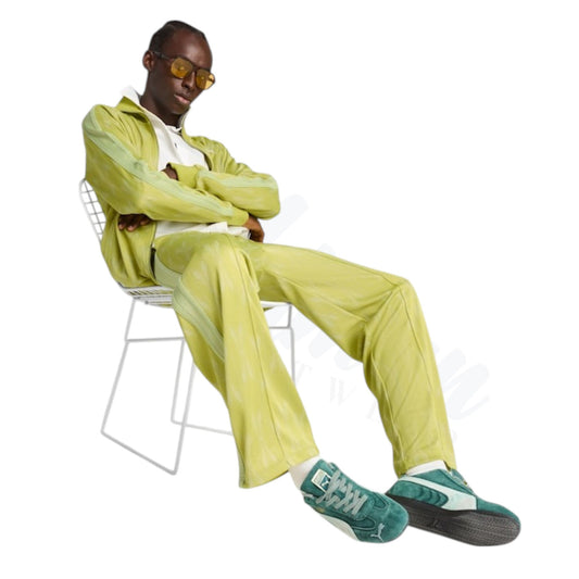 NeverWorn V T7 Jacket – Bold and Iconic