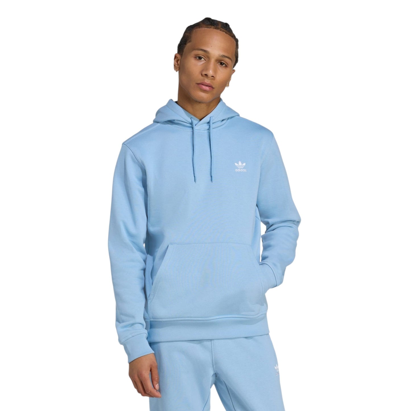 Classic Trefoil Style Meets Modern Comfort
